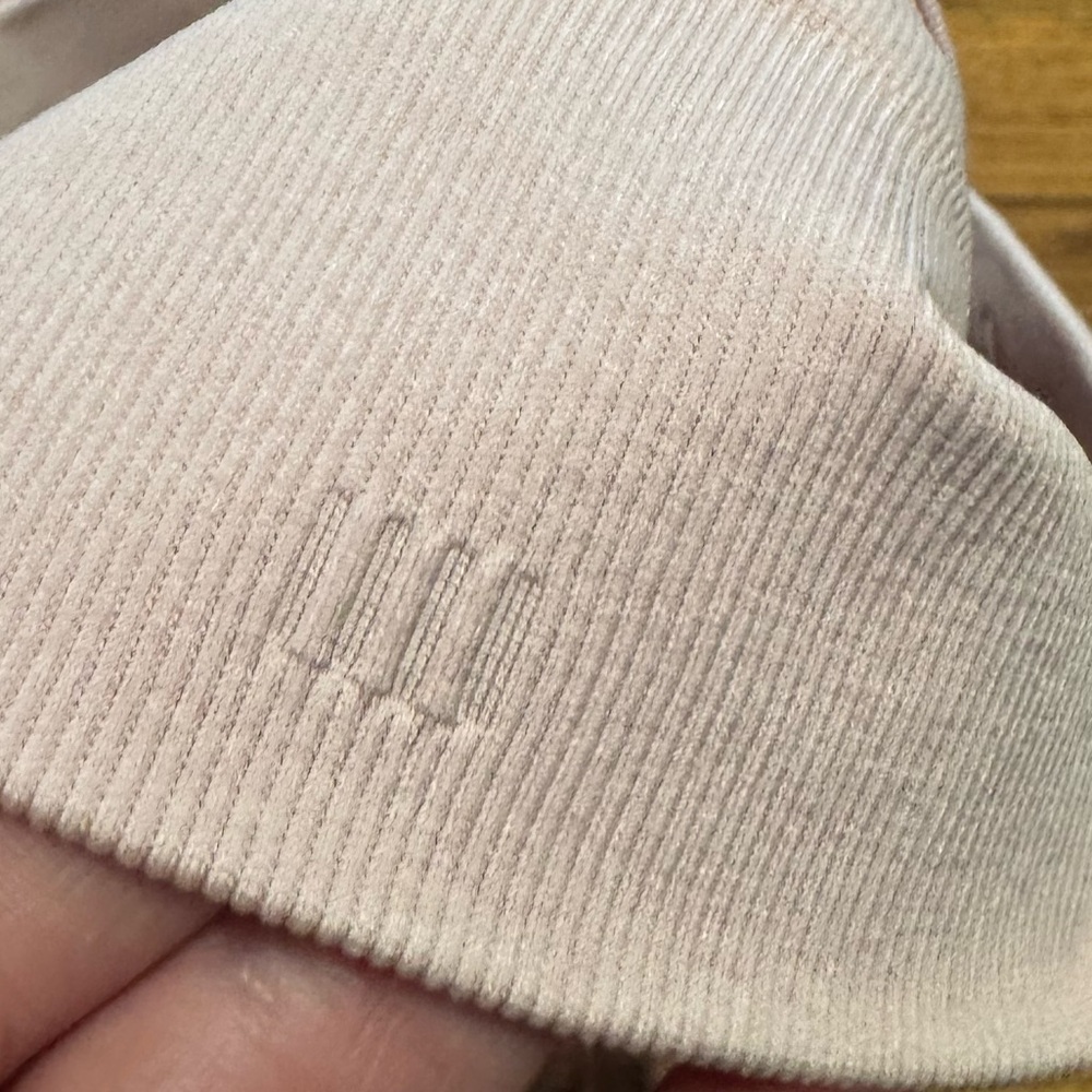 Lululemon Light Support Sports Bra – Blush Pink - Picture 3 of 3